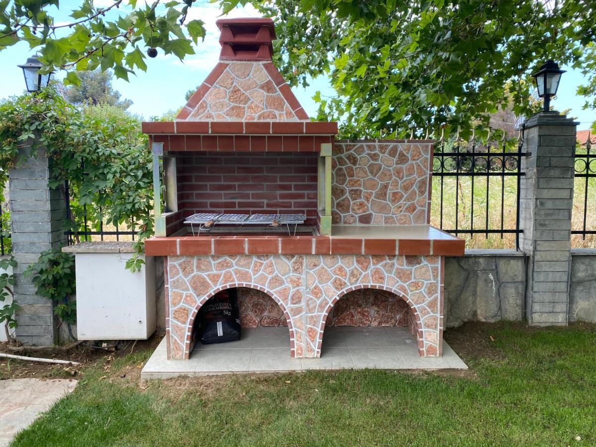 Beachfront Cottage Nea Triglia Kültér fotó